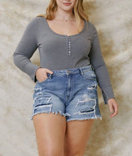 Load image into Gallery viewer, Kancan Mom Shorts