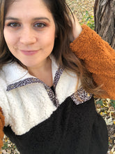 Load image into Gallery viewer, Color Block Sherpa